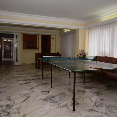 Deniz * 库萨达斯